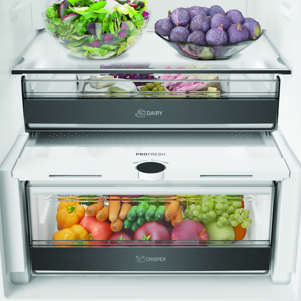 Хладилник с фризер Whirlpool WHK 22372 X5EA1